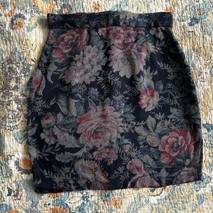 Byer California Fitted Floral Mini Skirt w Stripe Detail